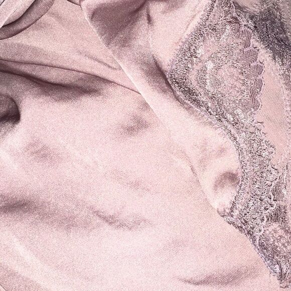 🔥NEW ❤️VICTORIA SECRET ROBE kimono open no belt - Picture 1 of 1